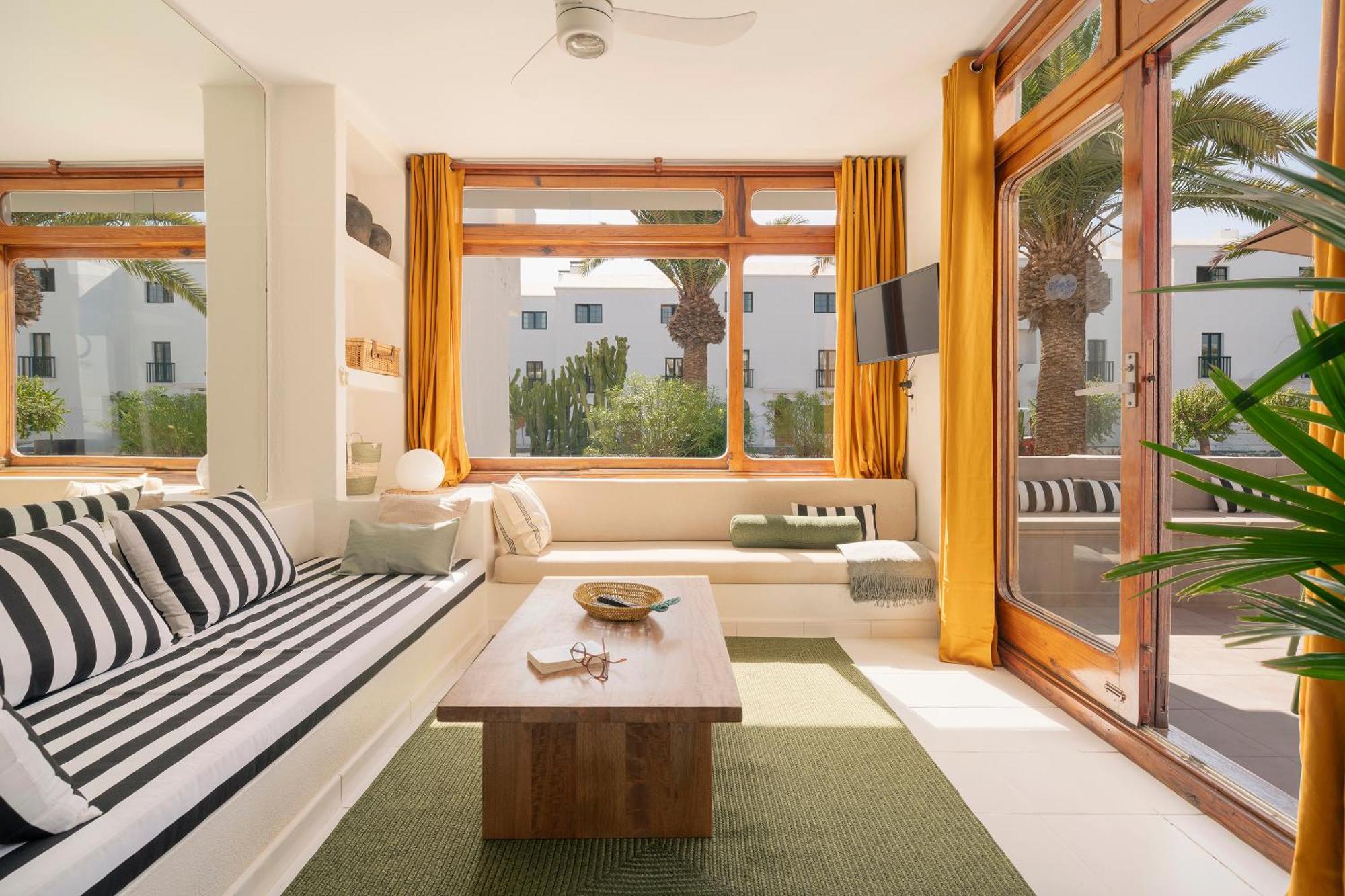 Lanzarote Beach Apartments, Casa Bruna Costa Teguise Ngoại thất bức ảnh